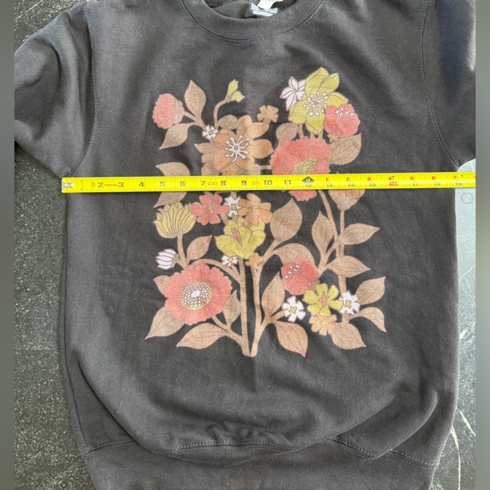 Fifth Sun SMALL Black, Brown, and Red Fall Floral Crew Neck Sweatshirt - Picture 4 of 7